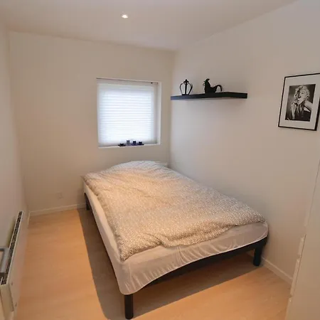 Four-bedroom Holiday With Sea View 04 Hébergement de vacances *